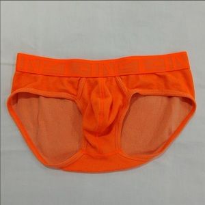 C-IN2 Undertone low rise brief